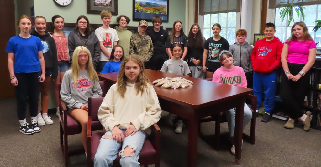 25-26 Middle School Quarter 3 Cookie Recipients - Jeanette, Mackenzie, Madilyn, Ella, Gwen, David, Peyton, Sam, Ryann, Reghan, Michael, Callie, Harper, Isabella, Bella, Cadence, Cooper, Callan, Remy; Jiles and Briella not pictured