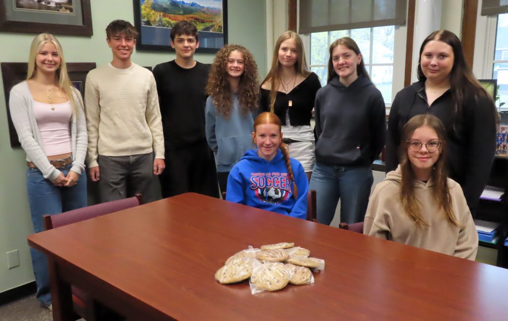 25-26 High School Quarter 3 Cookie Recipients - Leah, Dane, Nathan, Heidi, Brynn, Elena, Fiona, Domicella, Ailene; Leanora and Lilian not pictured